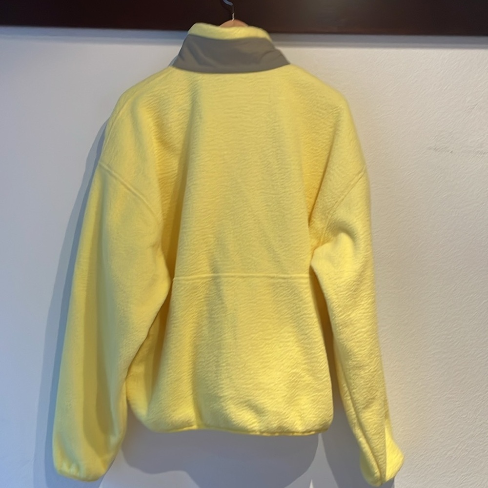 NWOT Marmot ‘94 E.C.O. Recycled Fleece Pullover, Bright Yellow, Size XL - Picture 3 of 10